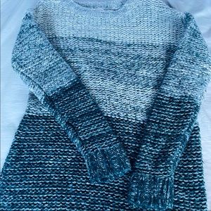 Size small cozy women’s multi-colored sweater